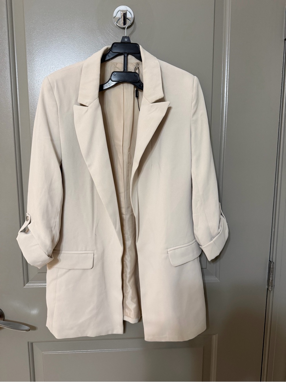 Tahari Light Cream Roll-Tab Sleeve Blazer